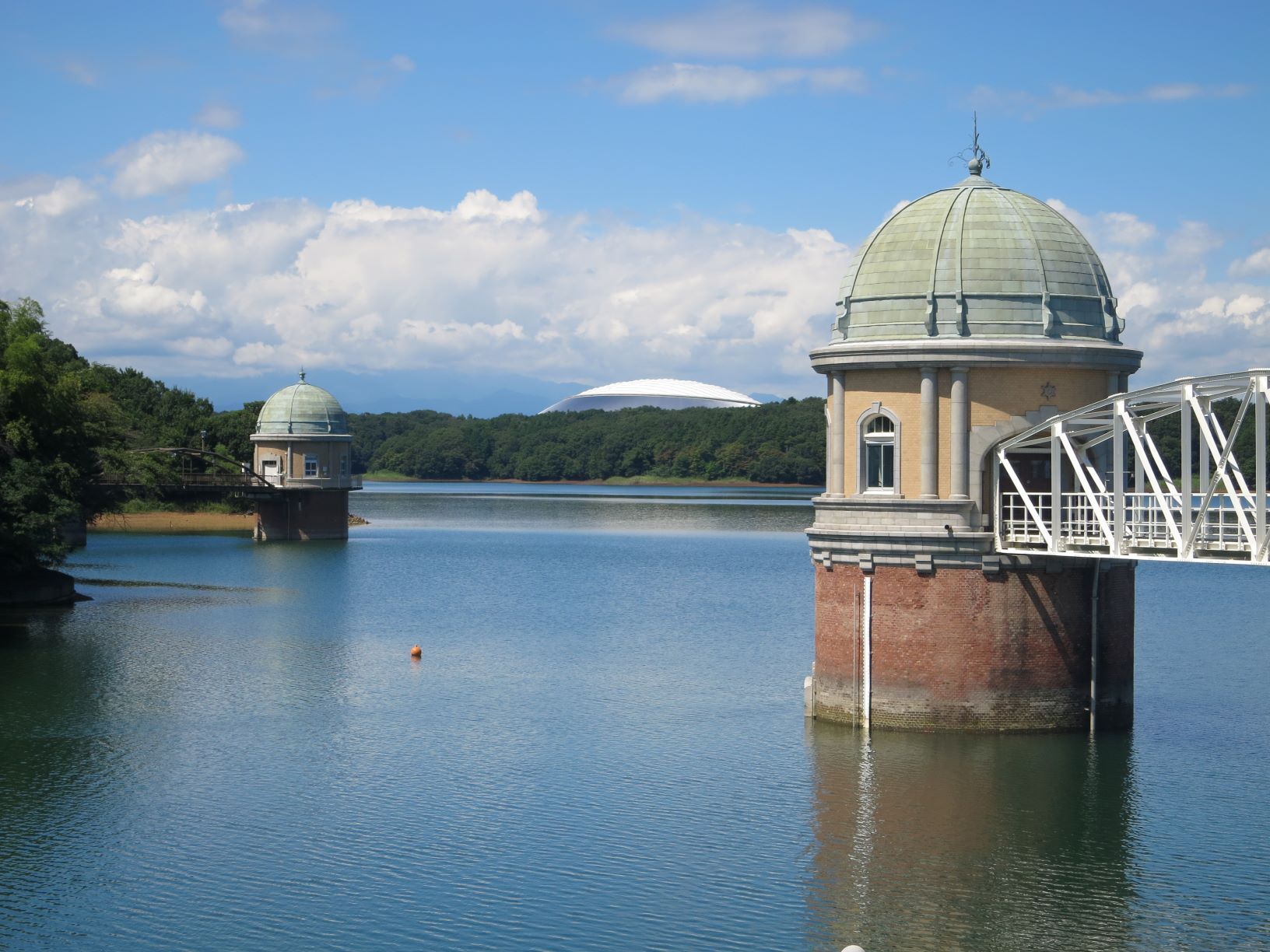 多摩湖